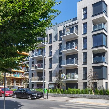 Premium Apartments Lissa By Noclegi Renters 슈비노우이스쳬 외부 사진