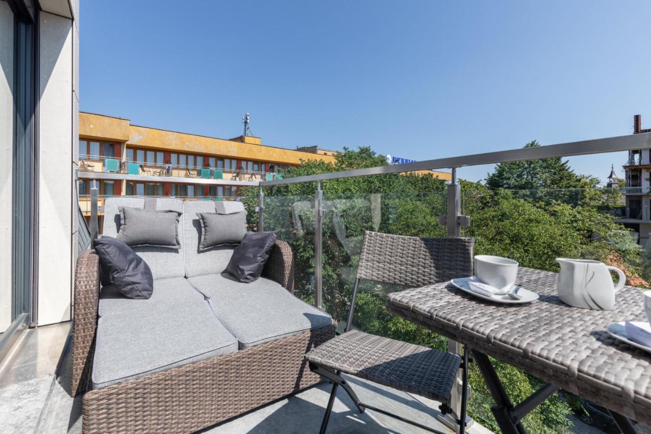 Premium Apartments Lissa By Noclegi Renters 슈비노우이스쳬 외부 사진