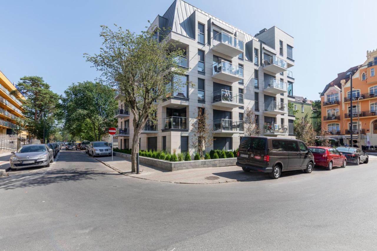 Premium Apartments Lissa By Noclegi Renters 슈비노우이스쳬 외부 사진
