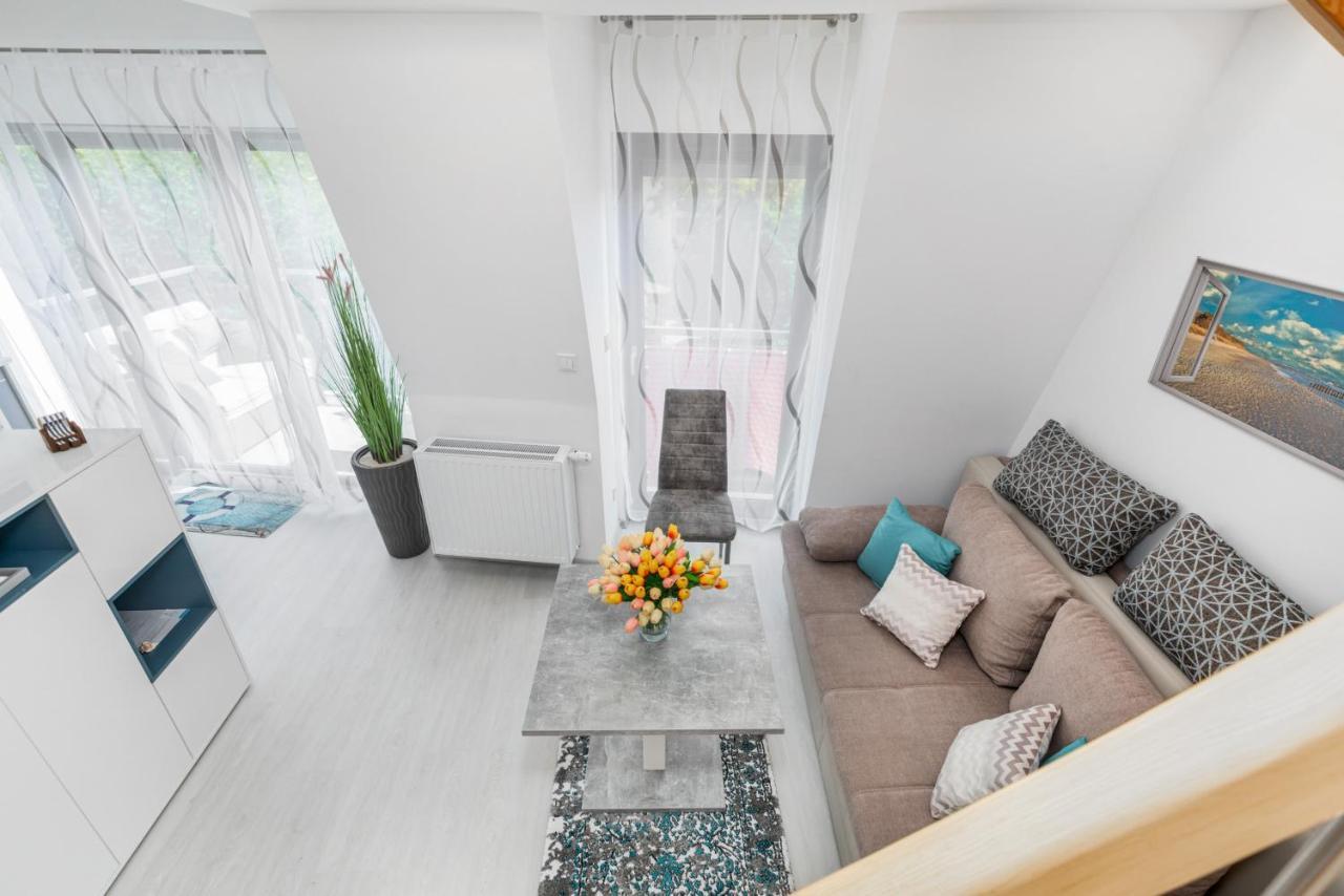 Premium Apartments Lissa By Noclegi Renters 슈비노우이스쳬 외부 사진