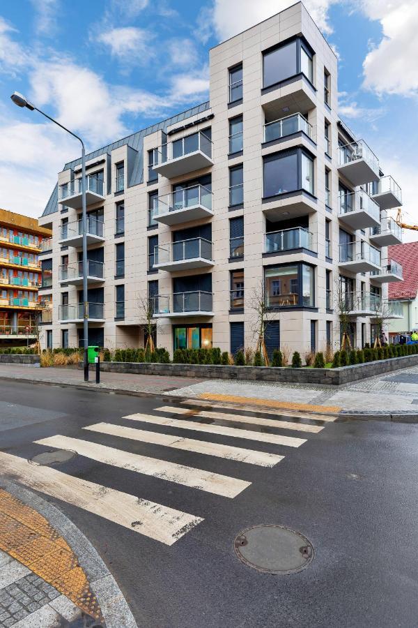 Premium Apartments Lissa By Noclegi Renters 슈비노우이스쳬 외부 사진