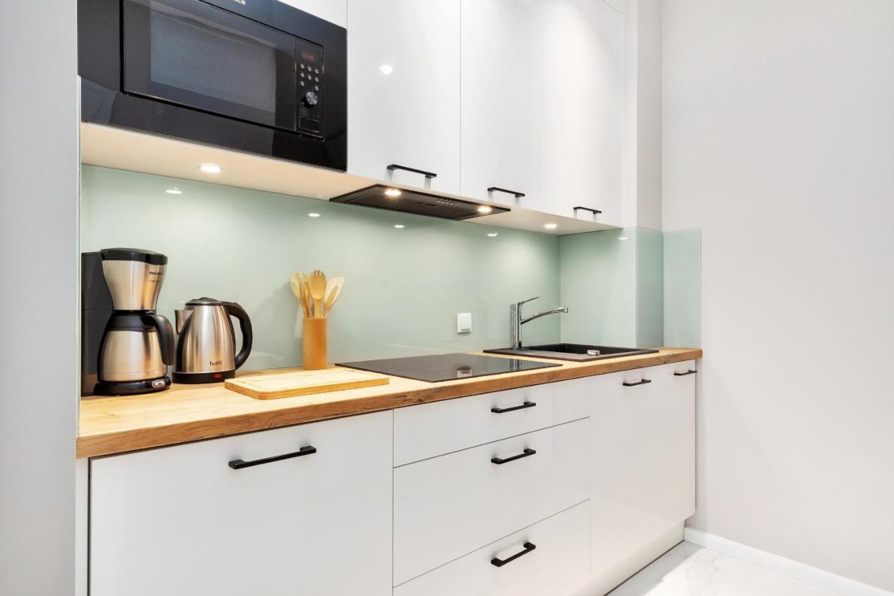 Premium Apartments Lissa By Noclegi Renters 슈비노우이스쳬 외부 사진